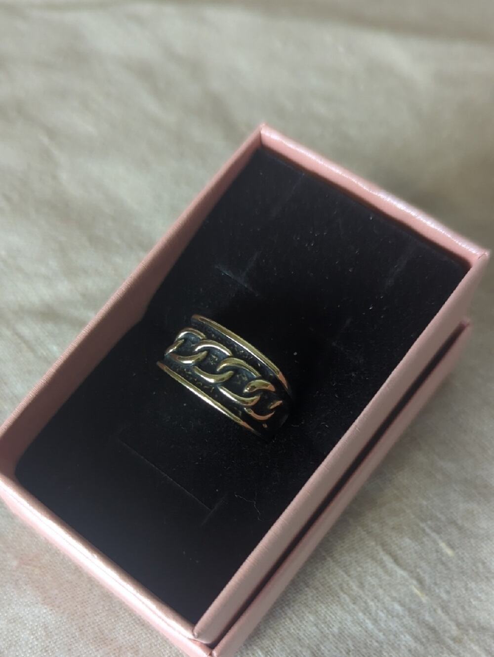 Vintage Castings on Parade Chain Link Ring  Size 7.5 Black Enamel Gold Plated